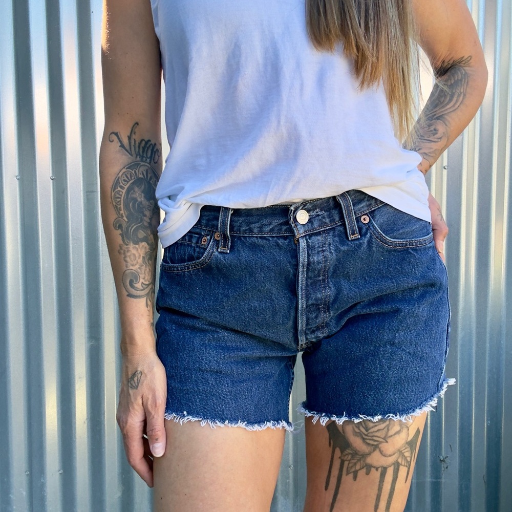 Vintage Levi's 501 Dark Blue Cutoff Denim Shorts • Sz VTG 30